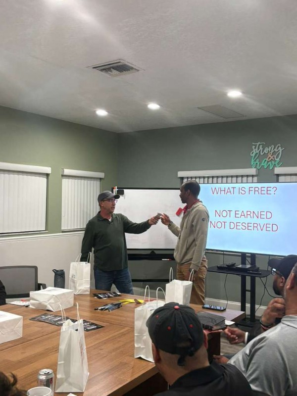 8b51d48e-6bc2-4818-804d-12ba03ba651f 2